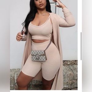 3 piece short set large